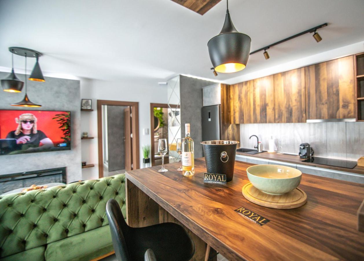 Royal Luxury Apartment Vrsac Exteriér fotografie